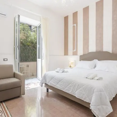 Aragona House Guest house