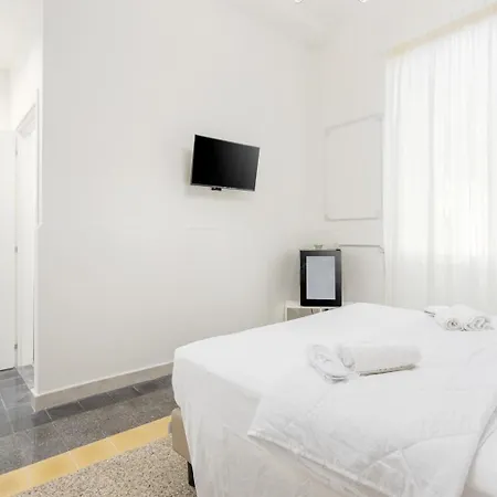 Aragona House *