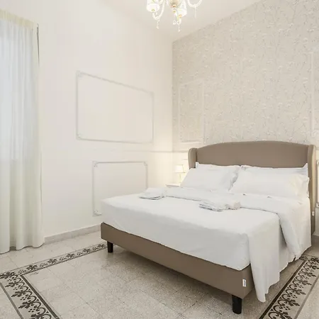 Aragona House